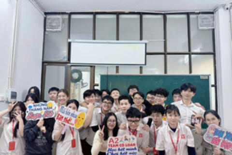<a href="/giao-duc" title="Giáo dục" rel="dofollow">Giáo dục</a>