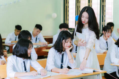 <a href="/giao-duc" title="Giáo dục" rel="dofollow">Giáo dục</a>