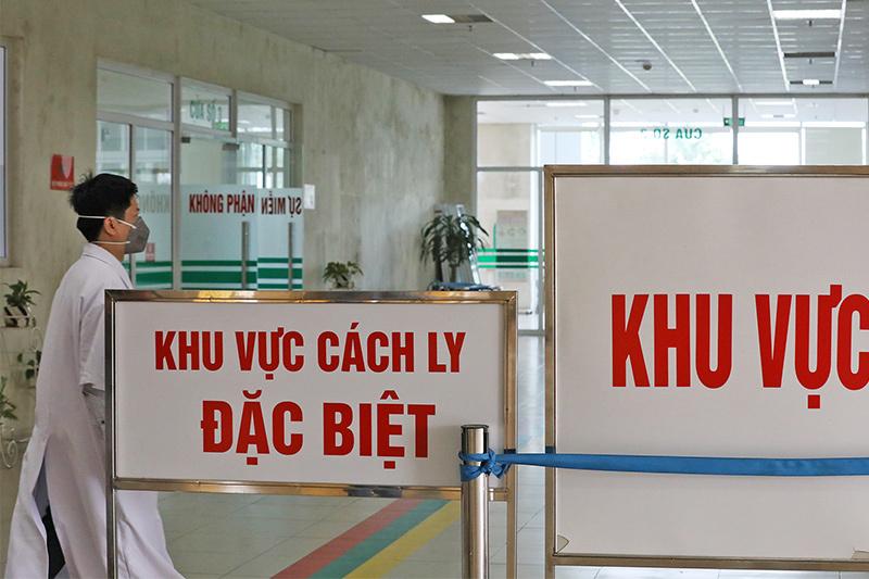 Sáng 5/1: Hơn 6.500 ca COVID-19 nặng; Họp xem xét cấp số đăng ký 4 loại thuốc có hoạt chất Molnupiravir điều trị F0   - Ảnh 1.