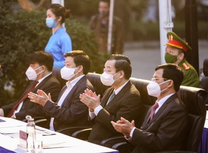 Không để bất kỳ người dân nào không được về ăn tết với gia đình do thiếu phương tiện vận tải - Ảnh 3.
