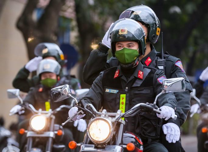 Không để bất kỳ người dân nào không được về ăn tết với gia đình do thiếu phương tiện vận tải - Ảnh 10.
