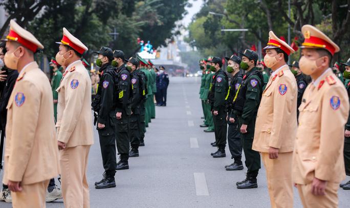 Không để bất kỳ người dân nào không được về ăn tết với gia đình do thiếu phương tiện vận tải - Ảnh 5.