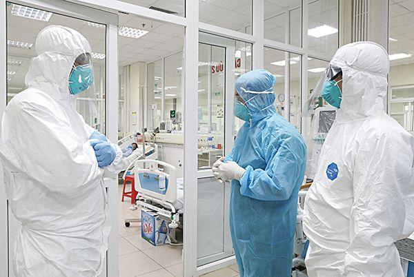 Sáng 10/1: Hơn 1,5 triệu bệnh nhân COVID-19 ở nước ta khỏi; Đã có 31 ca nhiễm biến chủng Omicron - Ảnh 1.