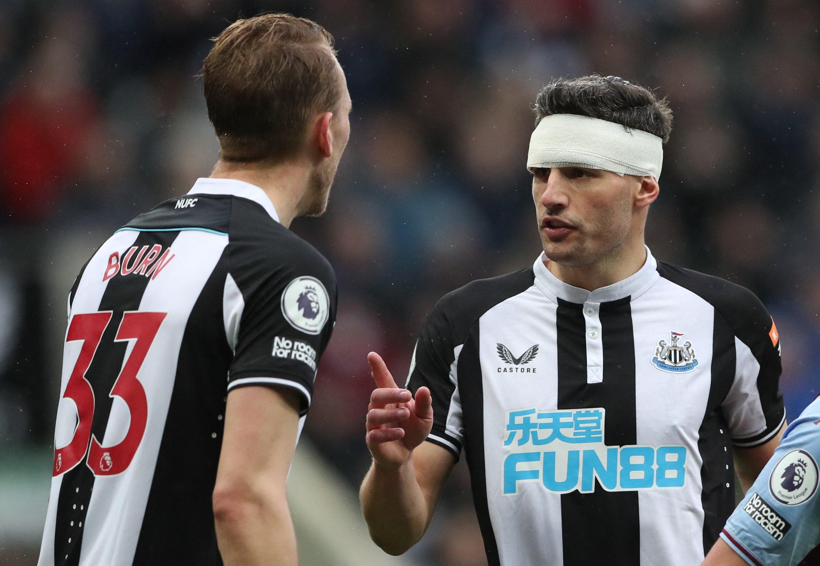 Đội hình hay nhất vòng 27 Premier League ảnh 11