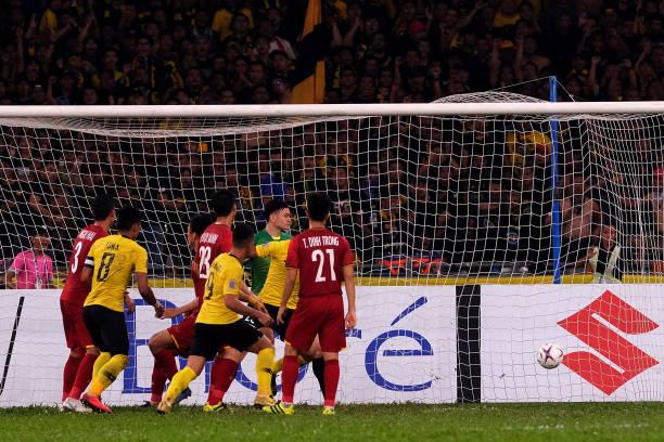 Đội tuyển Việt Nam hòa 2-2 trên sân của Malaysia ở chung kết lượt đi AFF Cup 2018.