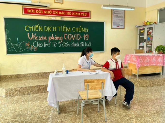 Chính phủ ra Nghị quyết về vắc-xin Covid-19 cho trẻ em từ 5 đến dưới 12 tuổi - Ảnh 1.