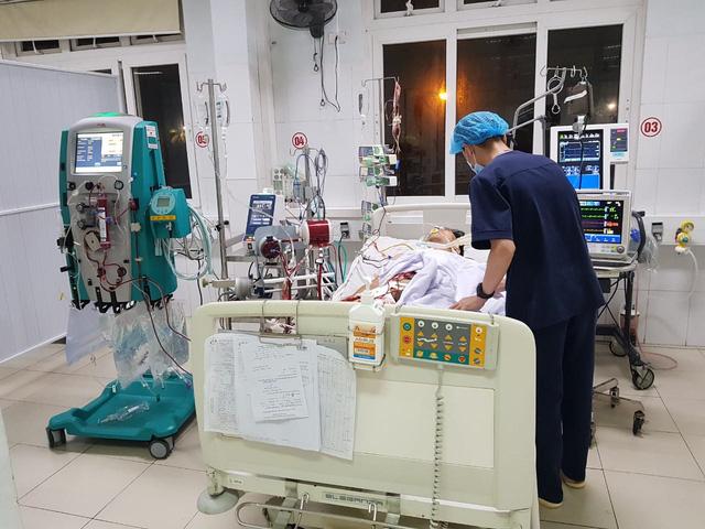 Nghệ An: Cứu sống bệnh nhân hậu COVID-19 bằng kỹ thuật ECMO   - Ảnh 1.