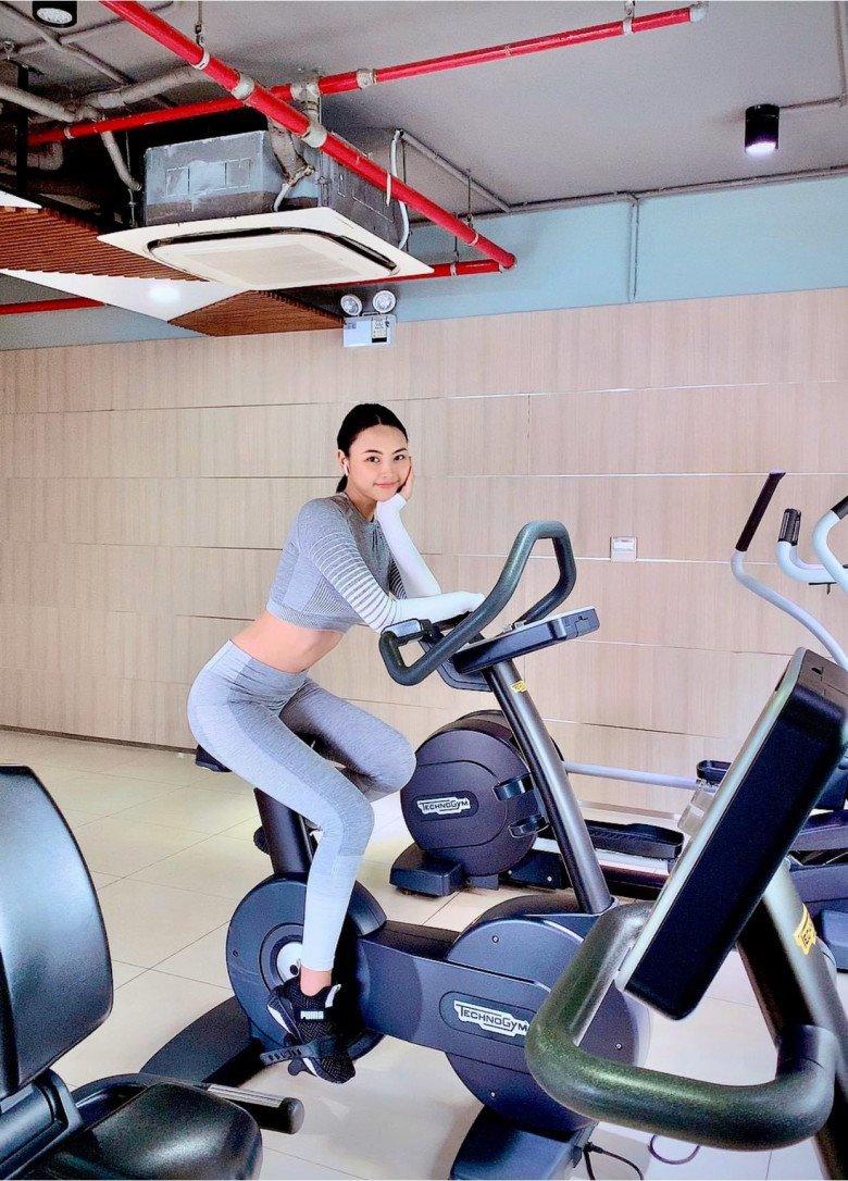 Xinh đẹp hoàn hảo nhưng đây là cô gái mãi chưa chạm được chiếc vương miện hoa hậu - Ảnh 7. Xinh đẹp hoàn hảo nhưng đây là cô gái mãi chưa chạm được chiếc vương miện hoa hậu - Ảnh 7.
