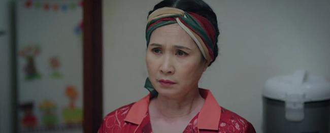 Huyền Lizzie tiết lộ lý do Trang Thương Ngày Nắng Về mãi chưa chịu lấy chồng, liên quan tới cả Bảo Thanh và Lan Phương - Ảnh 3. Huyền Lizzie tiết lộ lý do Trang Thương Ngày Nắng Về mãi chưa chịu lấy chồng, liên quan tới cả Bảo Thanh và Lan Phương - Ảnh 3.
