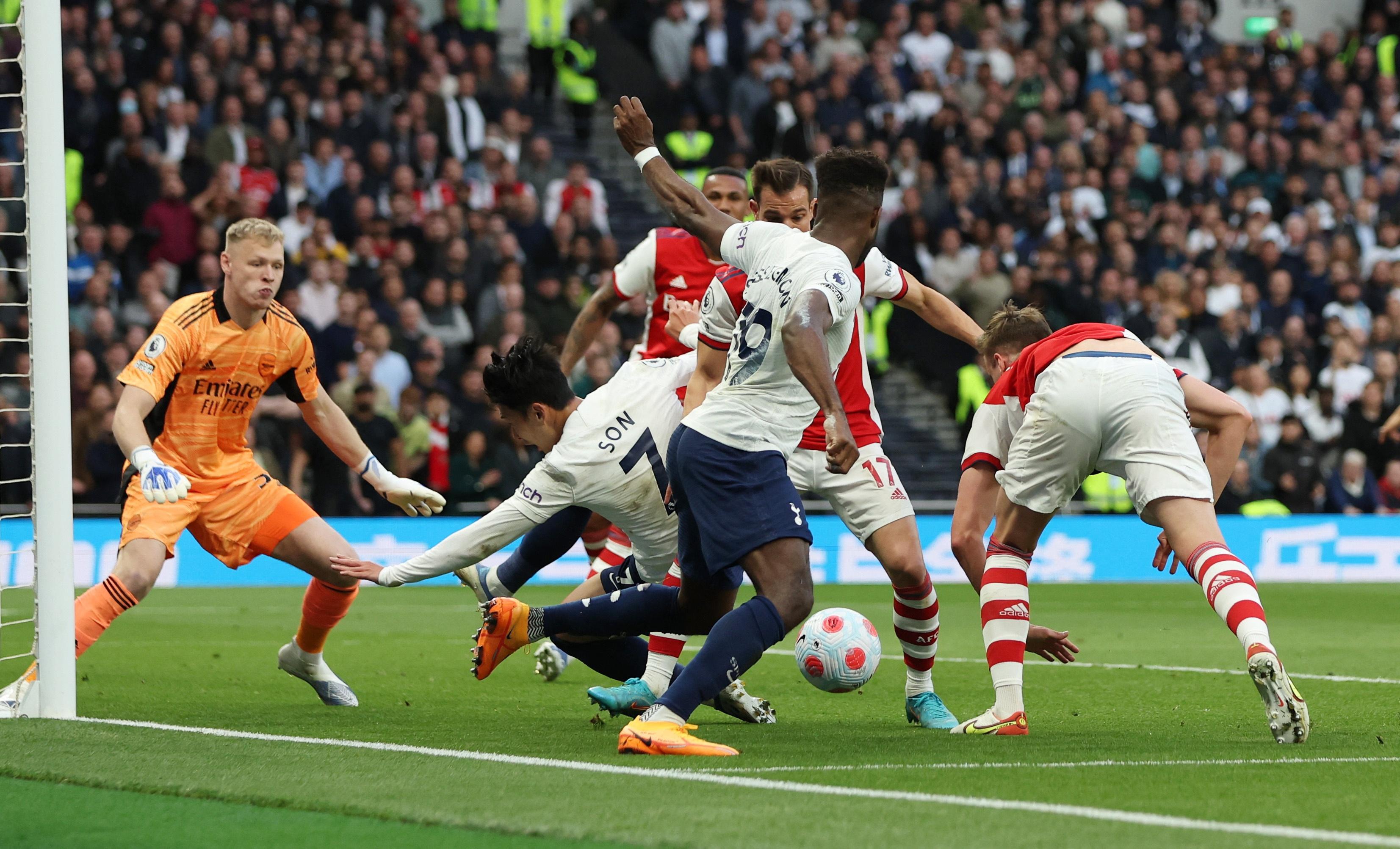 Arsenal dau Tottenham anh 2
