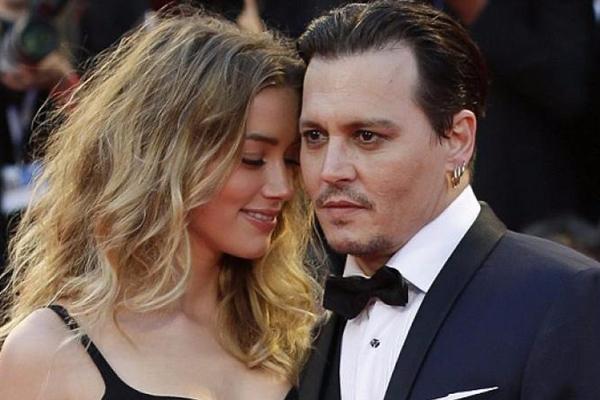 Amber Heard - người đẹp làm "cướp biển" Johnny Depp phát điên ở tuổi U60: Kết hôn đồng tính, "cắm sừng" chồng tài tử - Ảnh 7.