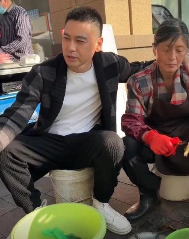 Ngôi sao 24/7: MC Cbiz đẹp nhất thế giới khoe cuộc sống hậu kết hôn, diện mạo ông xã chiếm trọn spotlight - Ảnh 12. Ngôi sao 24/7: MC Cbiz đẹp nhất thế giới khoe cuộc sống hậu kết hôn, diện mạo ông xã chiếm trọn spotlight - Ảnh 12.