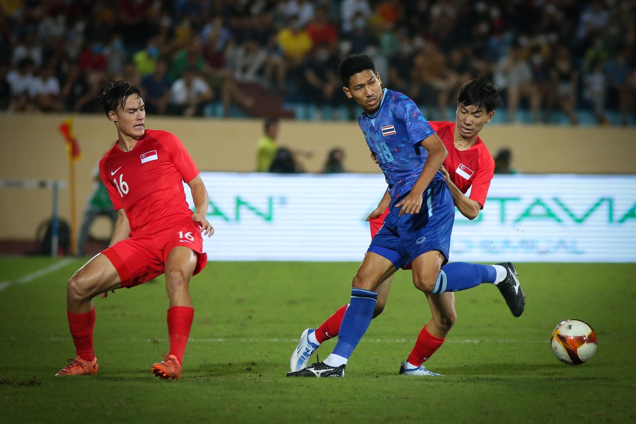 Weerathep từng đá chính trong chiến thắng 4-0 của Thái Lan trước Indonesia ở chung kết lượt đi AFF Cup 2022. Anh sắp đối đầu các học trò HLV Shin Tae-yong một lần nữa. Ảnh: Nguyên Khang.