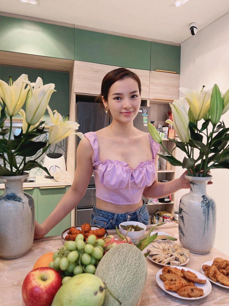 Phương Trinh Jolie khoe mặt mộc đi tập yoga nhưng điểm trên cơ thể lại gây chú ý - Ảnh 6. Phương Trinh Jolie khoe mặt mộc đi tập yoga nhưng điểm trên cơ thể lại gây chú ý - Ảnh 6.