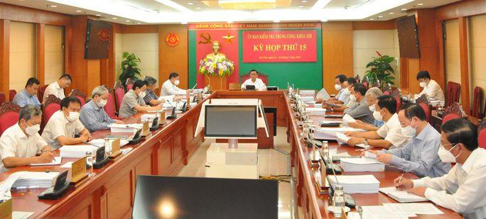 Phó Chủ tịch HĐND TP Đà Nẵng Lê Minh Trung vi phạm Luật Hôn nhân và Gia đình - Ảnh 1.
