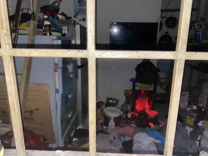 Diễn biến mới nhất vụ 3 người tử vong trong khu trọ ở TPHCM: Nhân chứng bàng hoàng kể lại sự việc - Ảnh 3.
