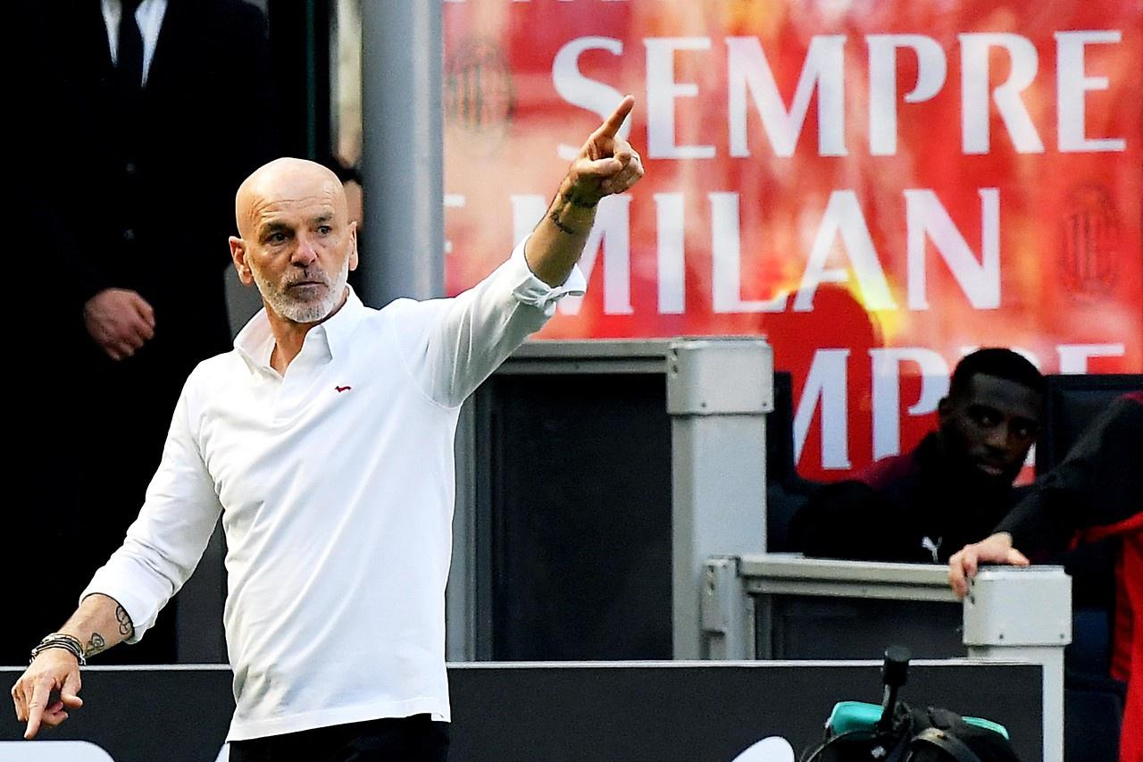 HLV Stefano Pioli đưa Milan từ một đội bóng sa sút trở lại vị thế vô địch Italy. Ảnh: Reuters.