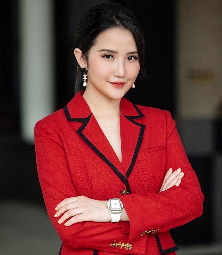 Sinh con trai cho thiếu gia Phan Thành, Primmy Trương ngày càng nhuận sắc - Ảnh 7. Sinh con trai cho thiếu gia Phan Thành, Primmy Trương ngày càng nhuận sắc - Ảnh 7.