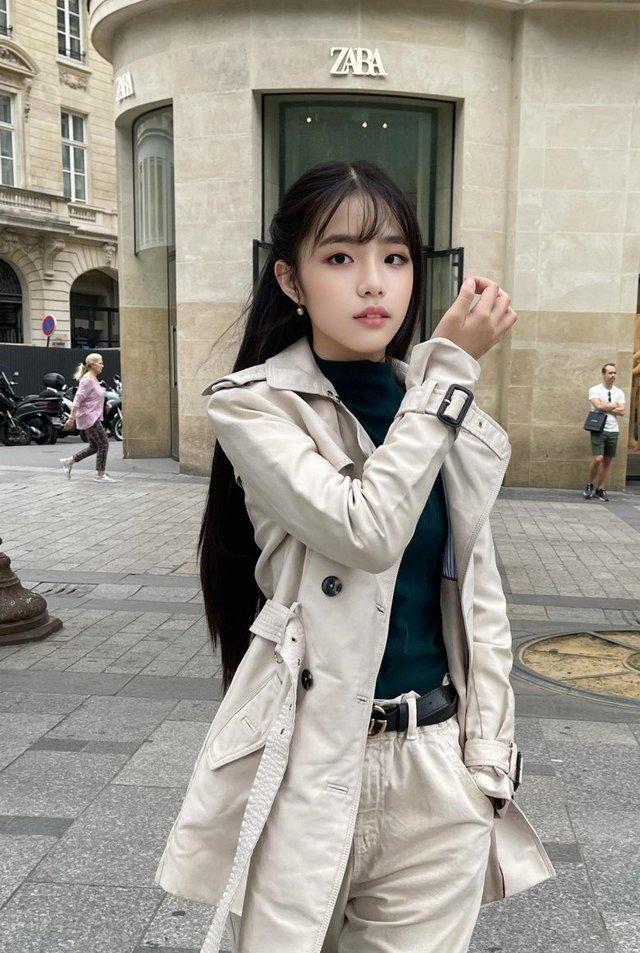 Chụp ké Lệ Quyên, Dương Triệu Vũ, con gái Bằng Kiều 12 tuổi vừa xinh vừa cao nổi bật 1m72, chân dài thẳng tắp - Ảnh 3.