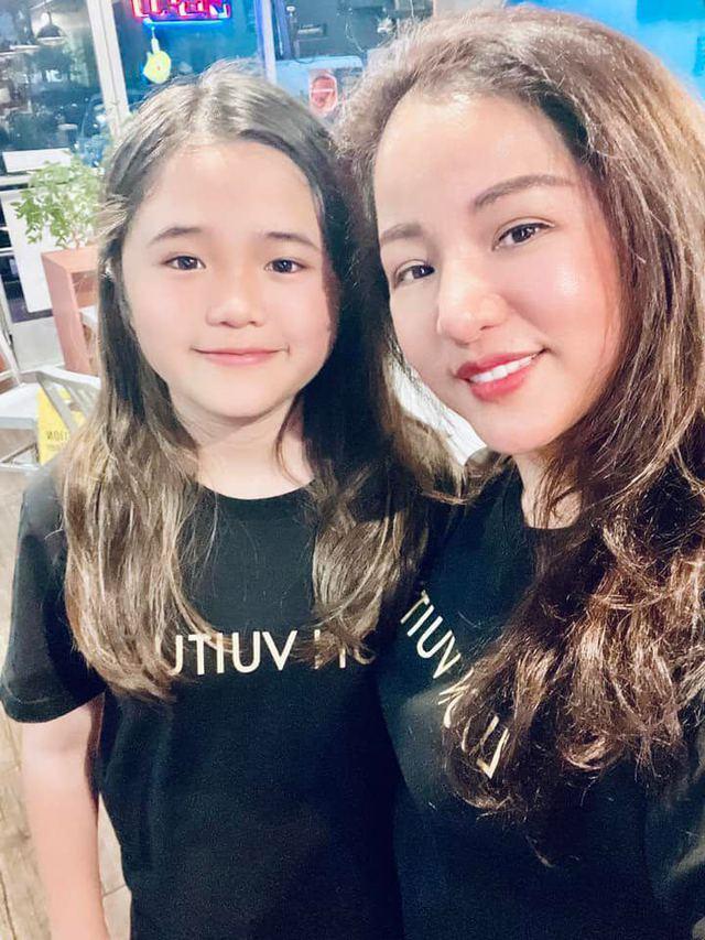 Con gái Thúy Nga, Quyền Linh xin bố mẹ đừng đăng hình vì bị bạn học chọc ghẹo, bàn tán - Ảnh 3.