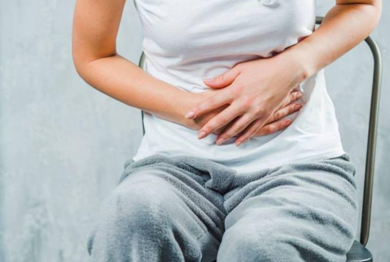 Cách khắc phục chứng táo bón ở phụ nữ tuổi mãn kinh - Ảnh 2.
