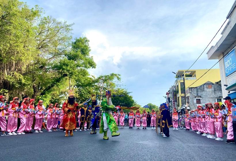 Rộn ràng Lễ hội đường phố đa sắc màu tại Festival Huế 2022 ảnh 8