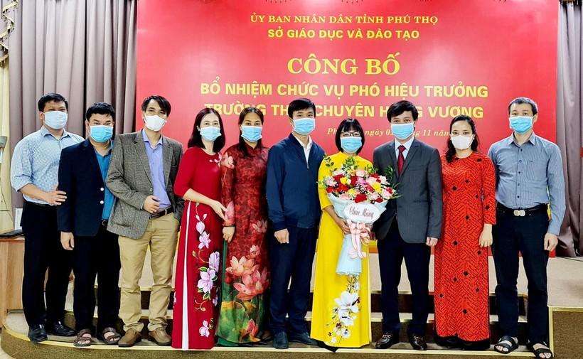 Nhà giáo ưu tú nỗ lực truyền cảm hứng, tình yêu học sử cho trò ảnh 3