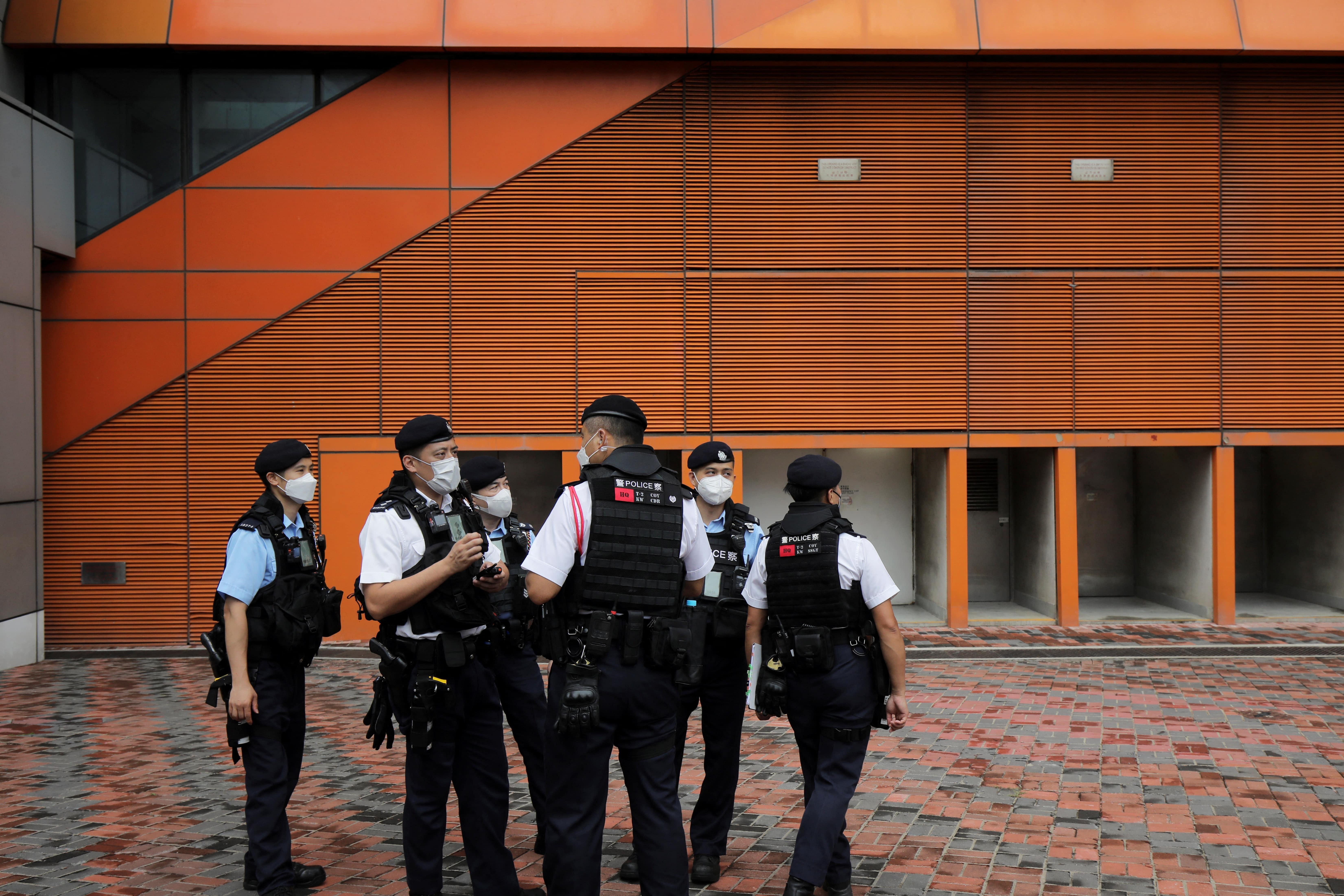 ong tap can binh den hong kong anh 10