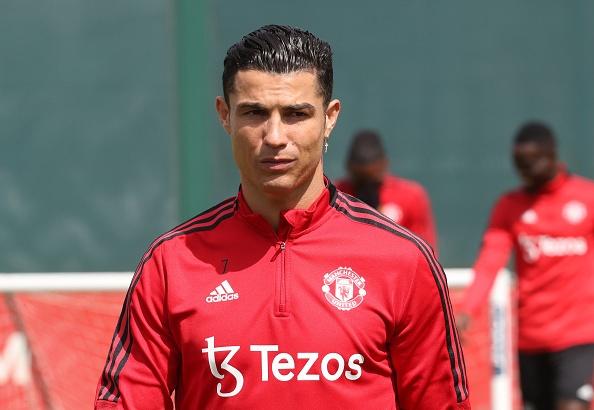 Ronaldo coi PSG là một trong những bến đỗ tiềm năng nhưng bị từ chối.