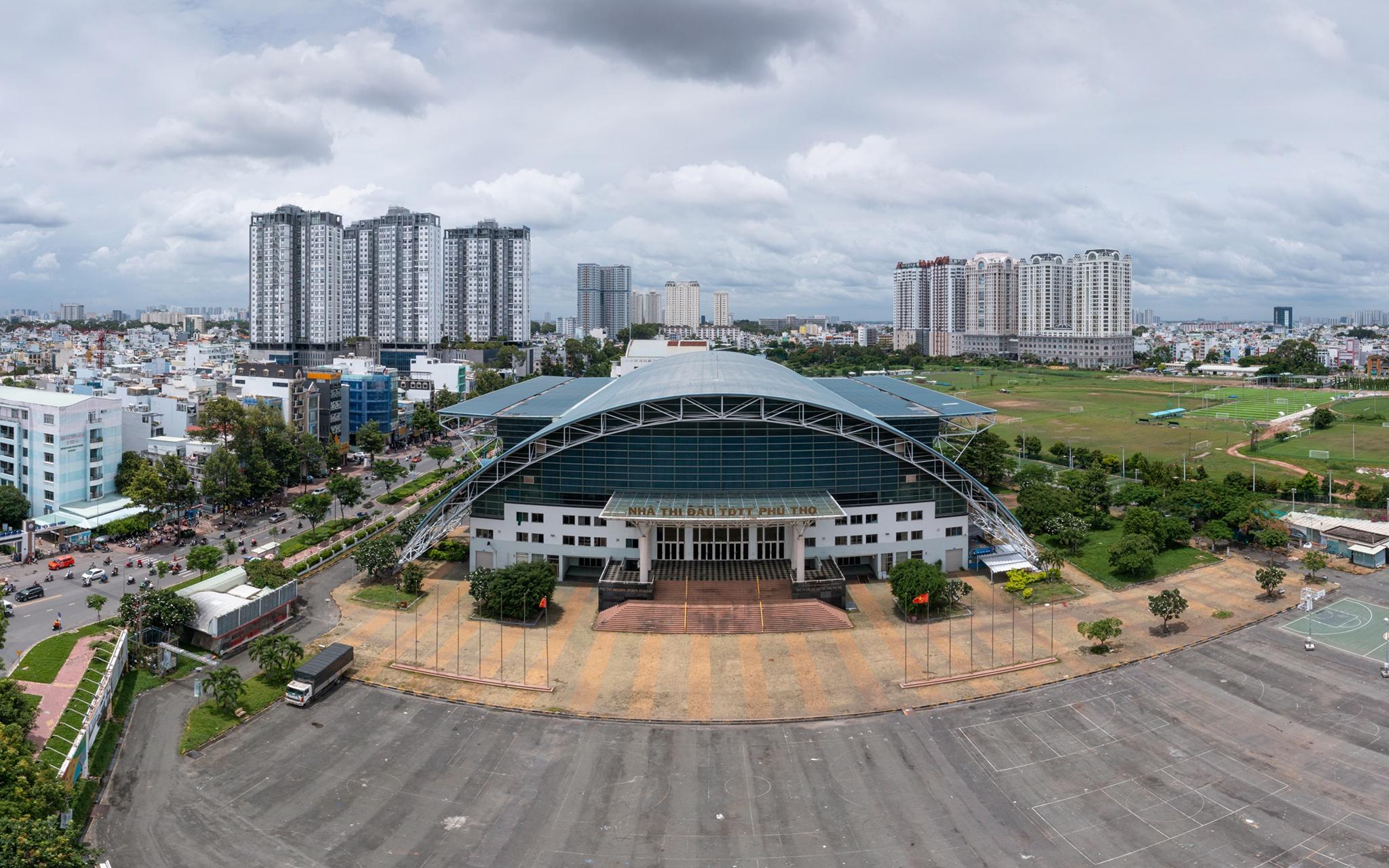 Nha thi dau Phu Tho xuong cap anh 1