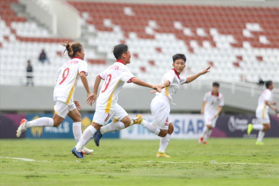 U18 nữ Việt Nam chính thức góp mặt tại bán kết giải vô địch U18 nữ Đông Nam Á 2022. Ảnh: AFF.