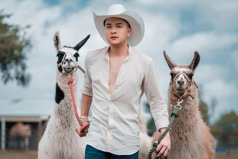 Sao Việt kinh doanh bất động sản (3): Tuổi 37, Cao Thái Sơn được gọi là 'đại gia bất động sản' của showbiz Việt - Ảnh 1. Sao Việt kinh doanh bất động sản (3): Tuổi 37, Cao Thái Sơn được gọi là 'đại gia bất động sản' của showbiz Việt - Ảnh 1.