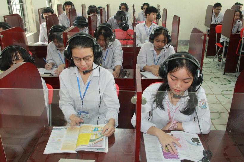 Bí quyết đạt 7.5 IELTS của hai nữ sinh trường huyện ảnh 2