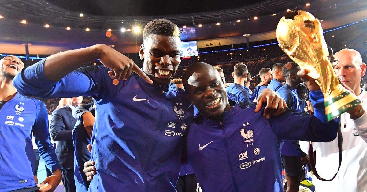 Deschamps chưa thể hài lòng với các phương án thay thế Pogba và Kante. Ảnh: Reuters.