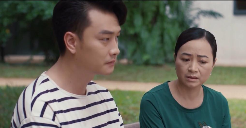 'Thông gia ngõ hẹp' tập 17: Mẹ Phan bị bệnh nan y sắp chết? - Ảnh 6. 'Thông gia ngõ hẹp' tập 17: Mẹ Phan bị bệnh nan y sắp chết? - Ảnh 6.