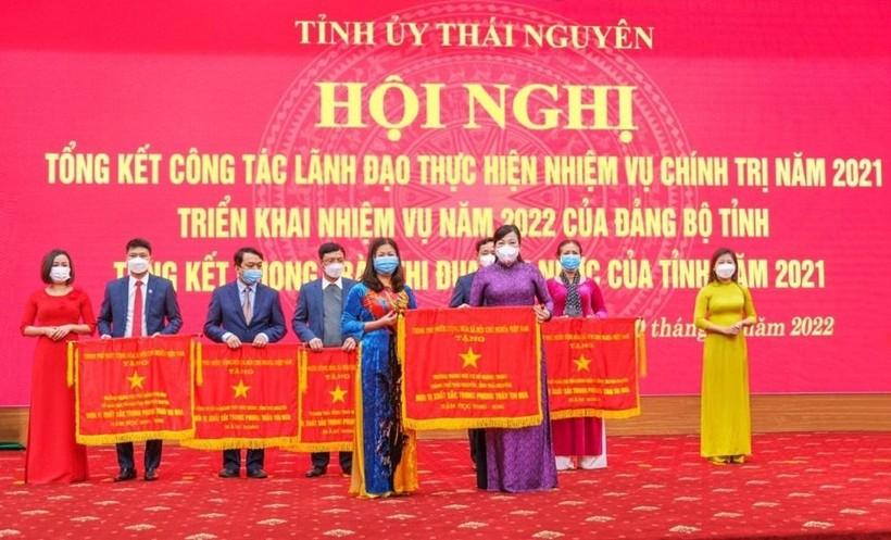 Sức sống của ngôi trường 30 năm tuổi ảnh 1