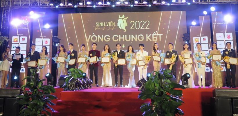 Nữ sinh Học viện Phụ nữ Việt Nam đoạt vương miện hoa khôi Sinh viên thanh lịch ảnh 1