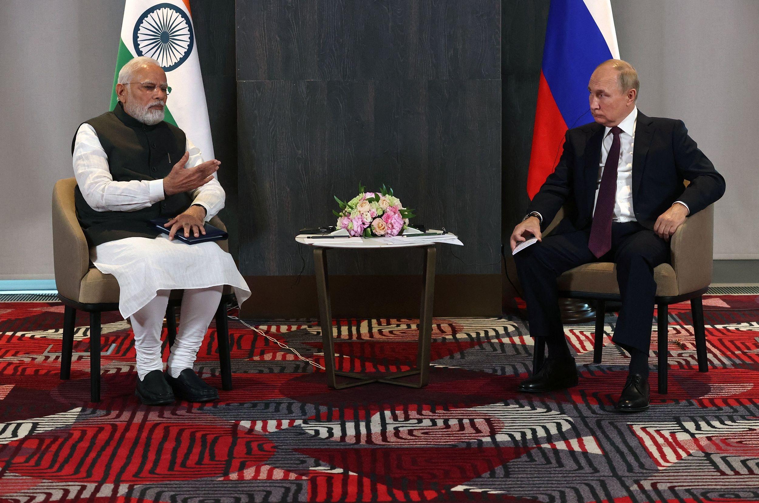 Thủ tướng Modi và Tổng thống Putin hội đàm hồi tháng 9. Ảnh: CNN.