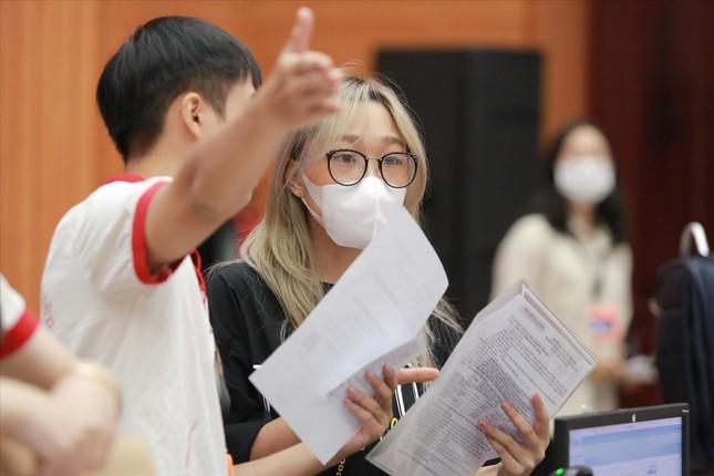 Tuyển sinh đại học năm 2023: Tiếp tục giảm chỉ tiêu xét điểm thi tốt nghiệp THPT - Ảnh 1. Tuyển sinh đại học năm 2023: Tiếp tục giảm chỉ tiêu xét điểm thi tốt nghiệp THPT - Ảnh 1.