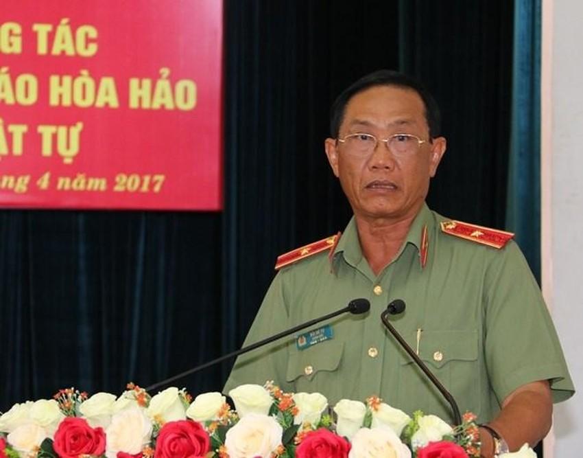 Cung thieu tuong Bui Be Tu…nhung Giam doc Cong an nao bi ky luat?-Hinh-3
