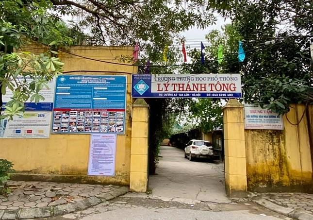 vu nam sinh o ha noi tu vong ben dong suoi khi di ngoai khoa nha truong noi gi
