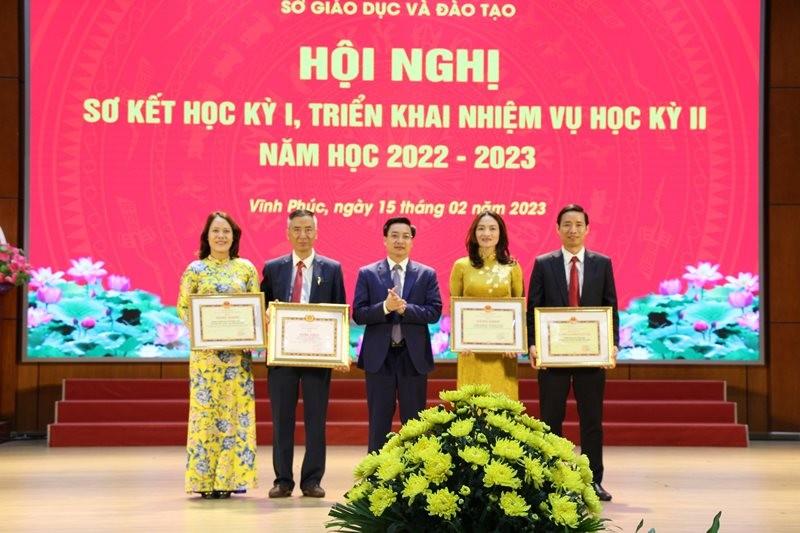 Ngành giáo dục Vĩnh Phúc nỗ lực phát triển bền vững ảnh 1