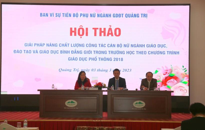 Ban vì sự tiến bộ phụ nữ Ngành GD&ĐT Quảng Trị tổ chức Hội thảo giải pháp nâng chất lượng công tác cán bộ nữ ngành giáo dục.