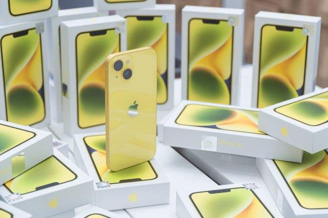 Giá Iphone 14 mới nhất: Loại mới ra mắt vừa lên kệ đã giảm sốc, các loại khác cũng xuống đáy - Ảnh 2.