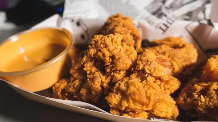 Chuyên gia dinh dưỡng của Harvard chia sẻ 4 thực phẩm cô luôn tránh vì "làm suy giảm trí nhớ và tập trung" - Ảnh 3. Chuyên gia dinh dưỡng của Harvard chia sẻ 4 thực phẩm cô luôn tránh vì "làm suy giảm trí nhớ và tập trung" - Ảnh 3.