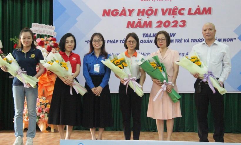 Hơn 700 sinh viên ngành mầm non tham gia Ngày hội việc làm ảnh 1