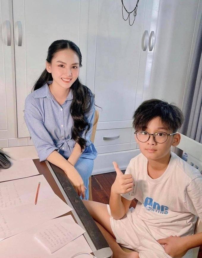 Hoa hậu, á hậu Việt vướng tin đồn cặp kè đại gia phải vội vàng đính chính - Ảnh 3.