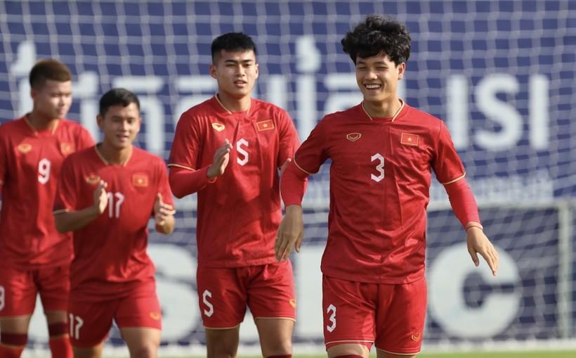 Giành HCĐ SEA Games, U22 Việt Nam nhận thưởng 800 triệu từ VFF.