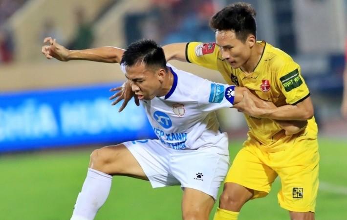 Nam Định mất trụ cột ở vòng 9 V-League.