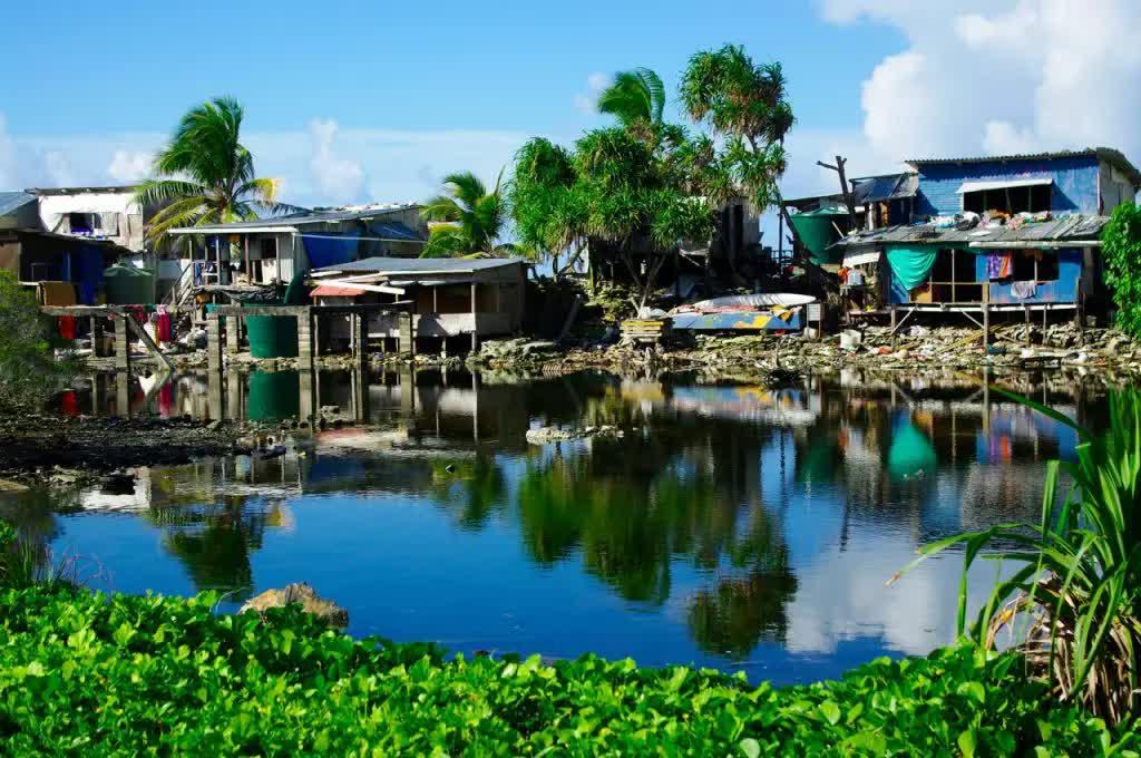 Tuvalu: Quốc đảo được mệnh danh là hẹp nhất thế giới - Ảnh 3.